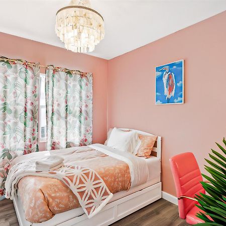 New! Havana Nights Villa ! Walk To Calle Ocho! Miami Exterior photo