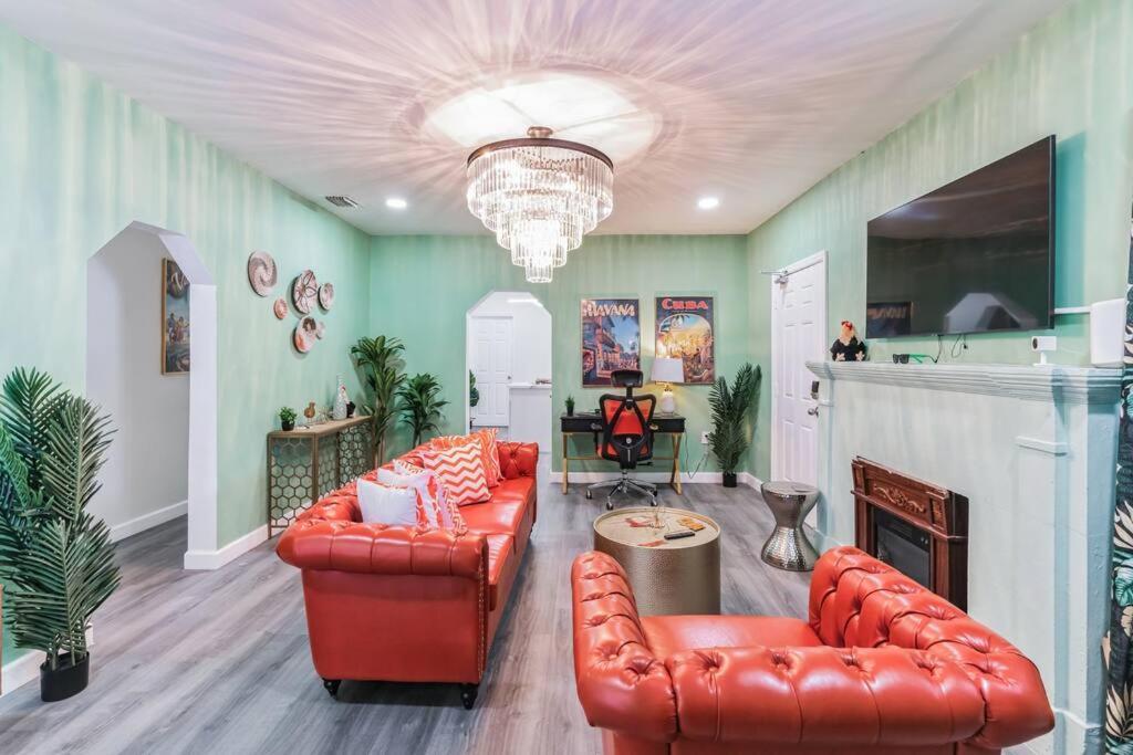 New! Havana Nights Villa ! Walk To Calle Ocho! Miami Exterior photo
